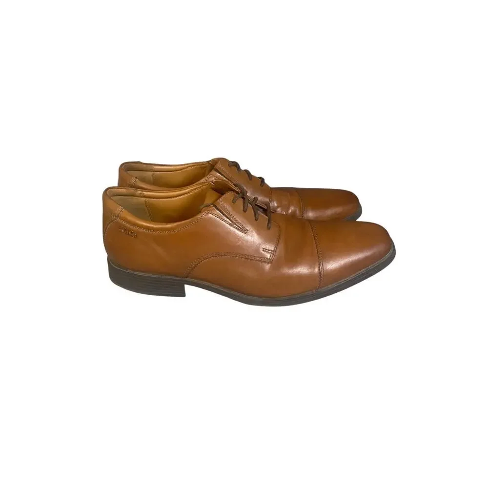 Clarks Men’s Tilden Cap Tan Leather Lace Dress Shoes With Cap Toe Design 11M
